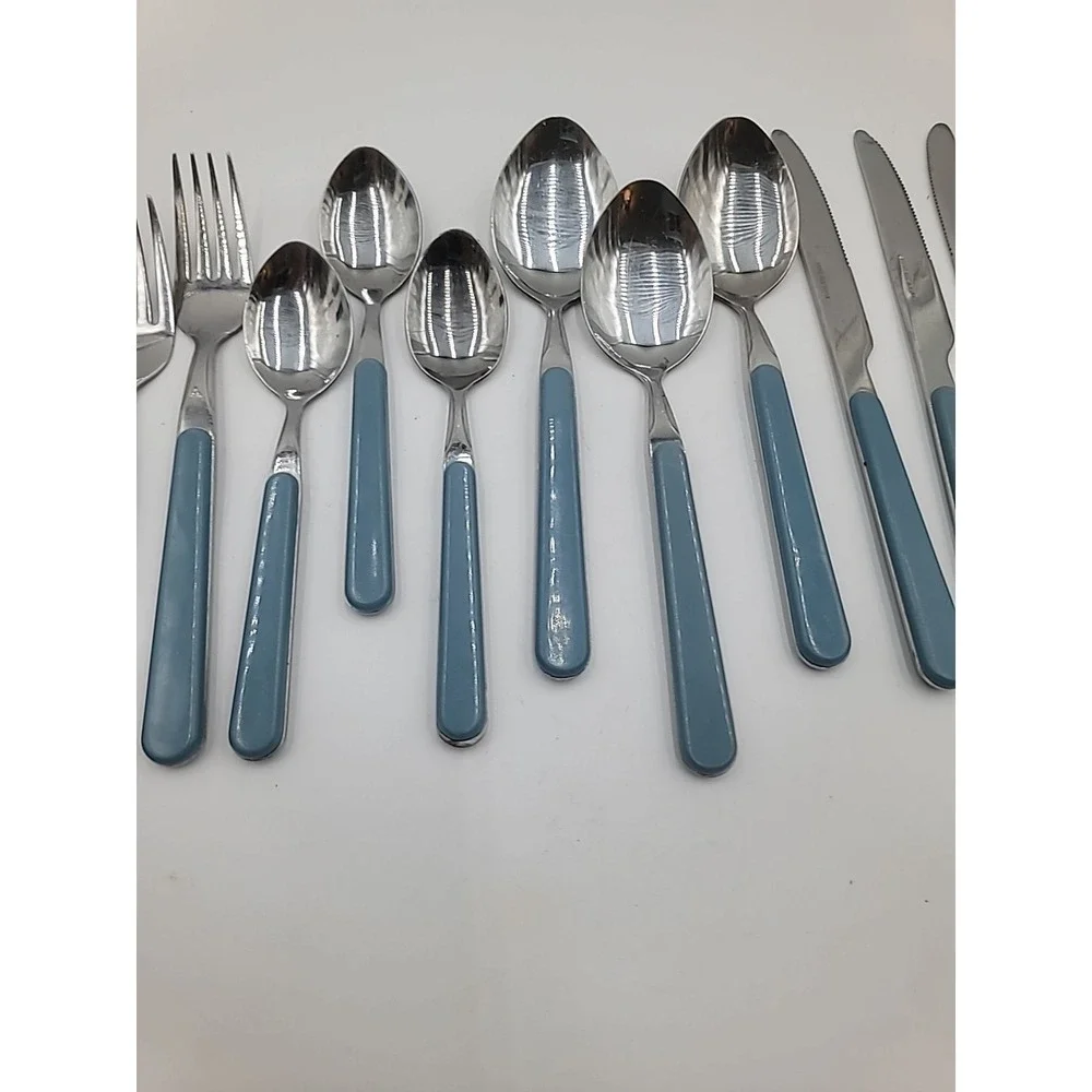 16pc Culinary‎ Pro Blue Plastic Handle Stainless Flatware Set